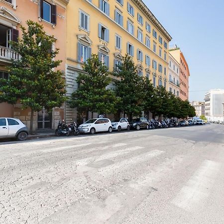 Lovely And Modern Flat Near The Colosseum Roma Exterior foto